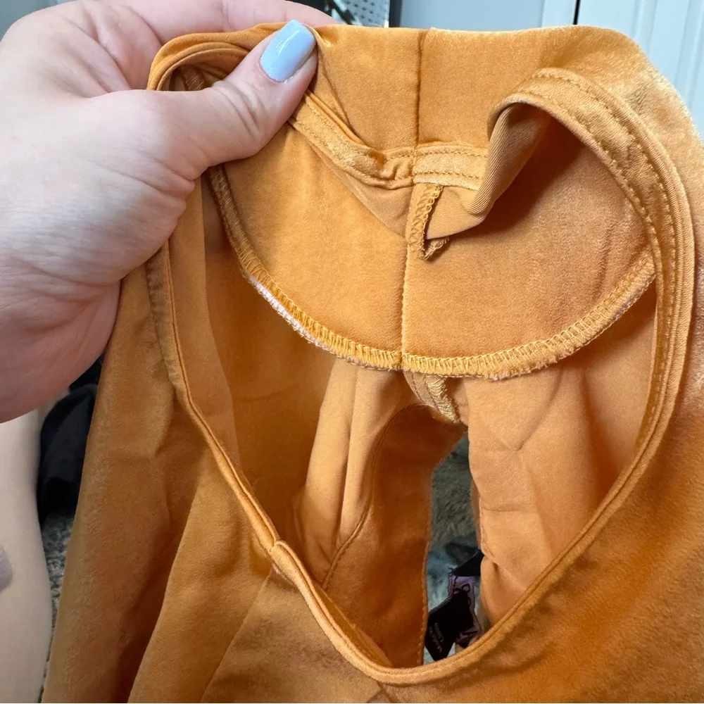 NWT Gold Satin High Neck Blouse - Picture 6 of 6